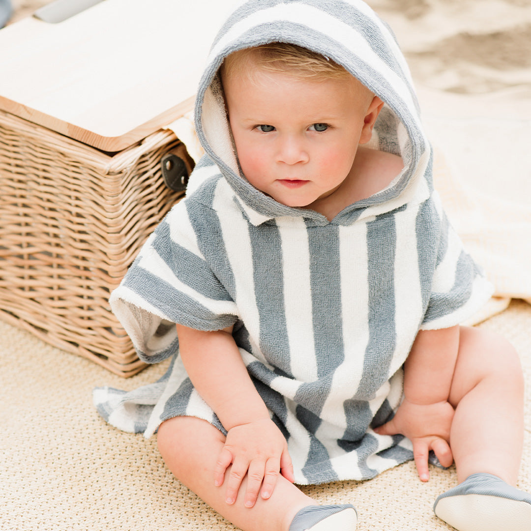 Poncho de plage à rayures bleues 3-4T