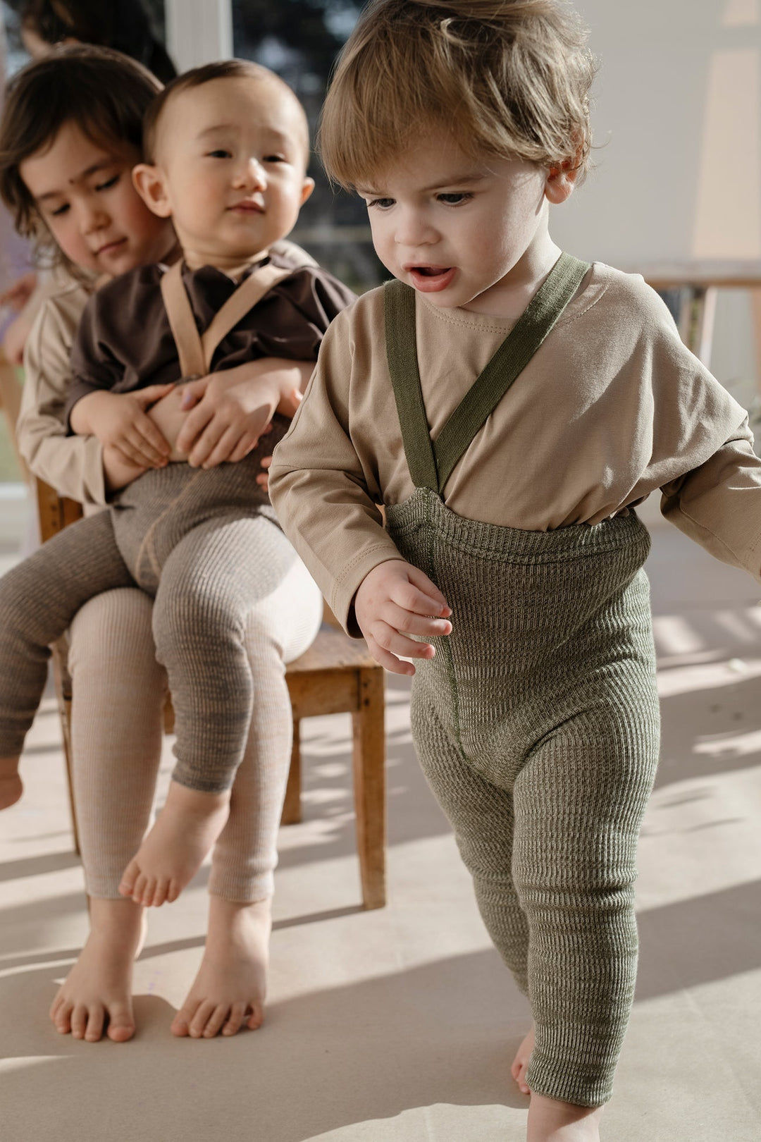 Collant à bretelles sans pieds Creamy Olive 1-2 ans