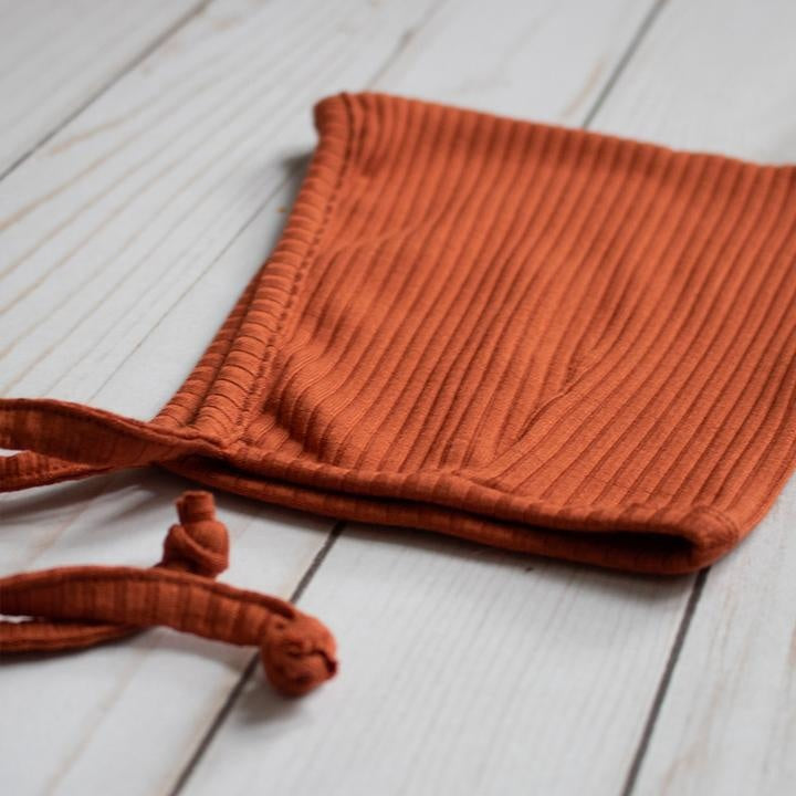 Bonnet Pixie en Bamboo Rust  6-12 mois