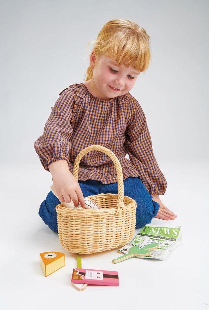 Panier à provisions en rotin